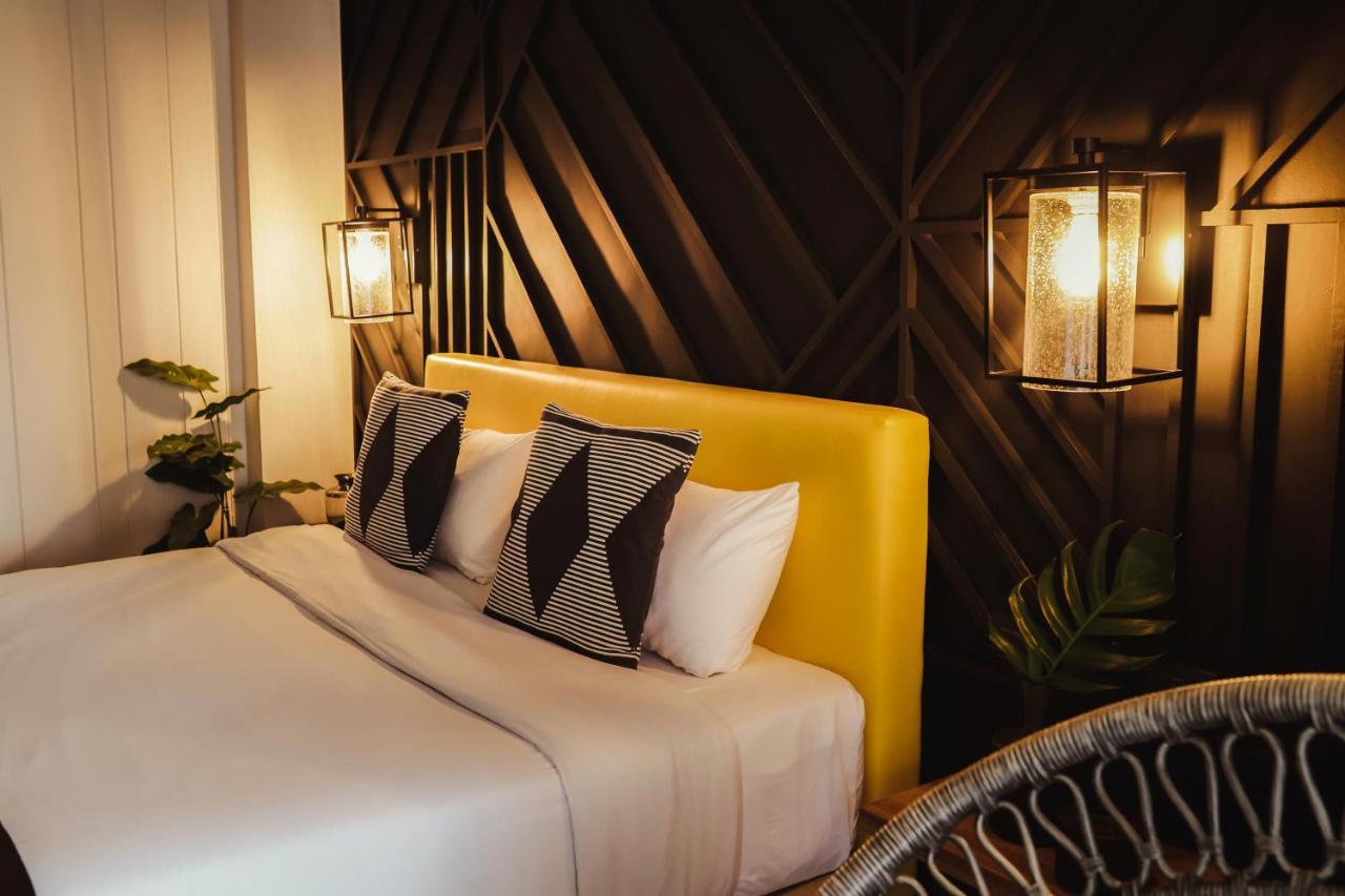 Davao City The Bourke Hotel מראה חיצוני תמונה