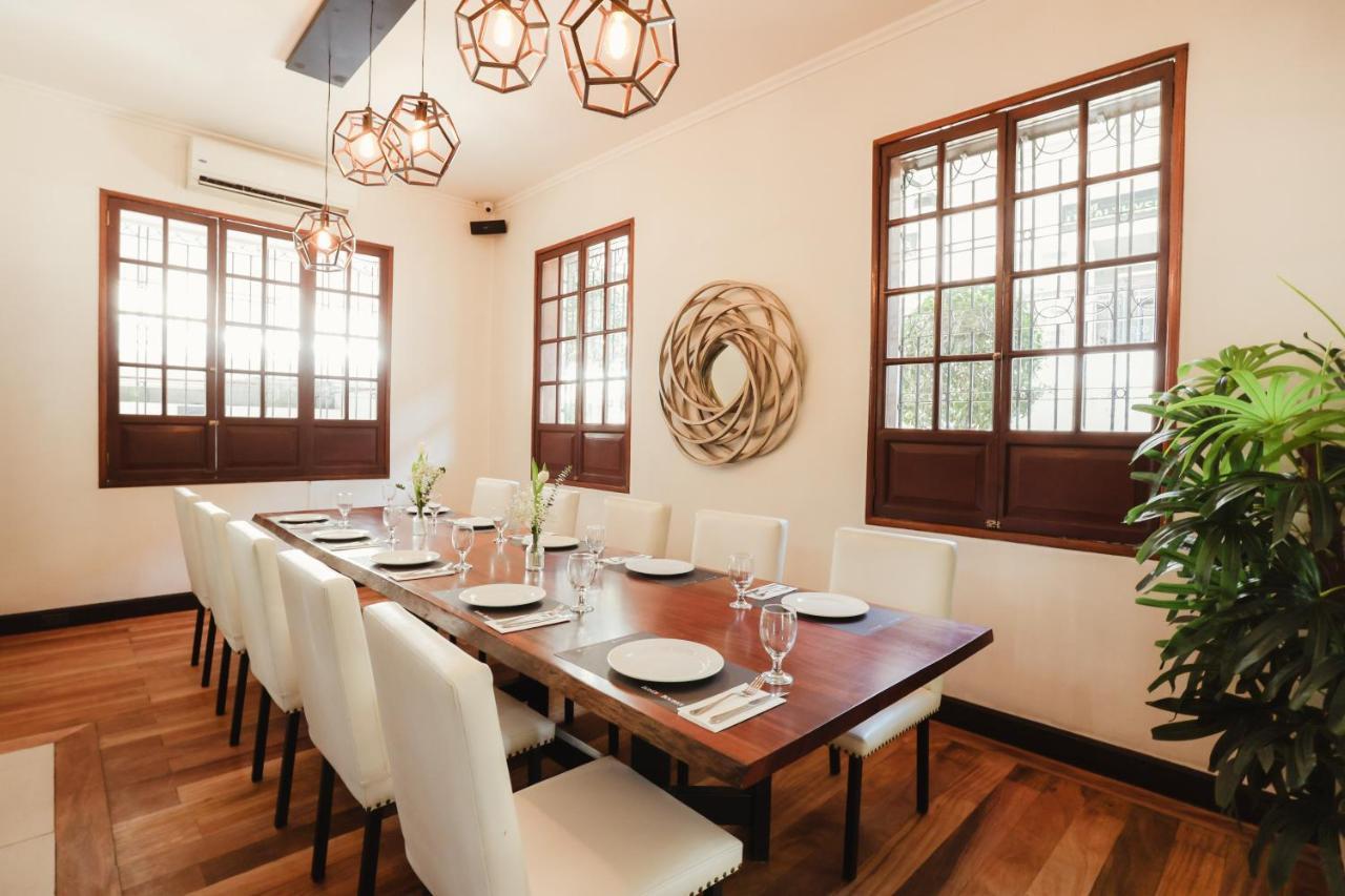 Davao City The Bourke Hotel מראה חיצוני תמונה