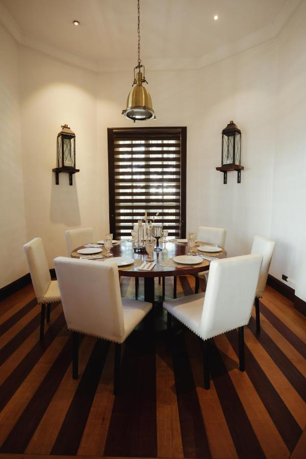 Davao City The Bourke Hotel מראה חיצוני תמונה