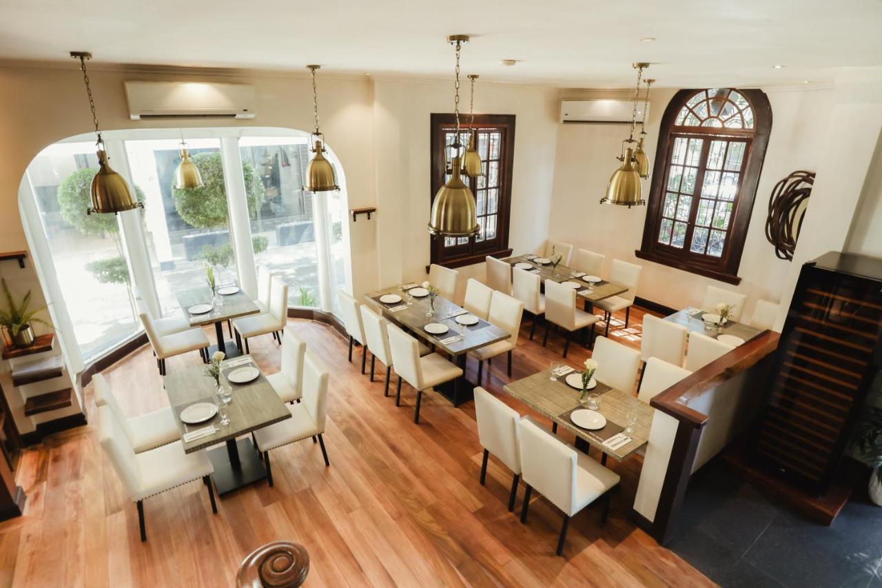 Davao City The Bourke Hotel מראה חיצוני תמונה