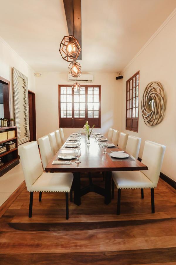 Davao City The Bourke Hotel מראה חיצוני תמונה
