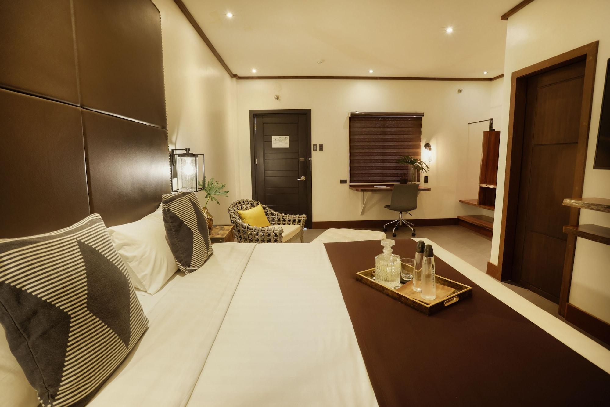 Davao City The Bourke Hotel מראה חיצוני תמונה